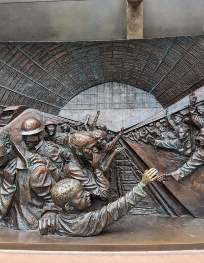 St Pancras Station sculpture