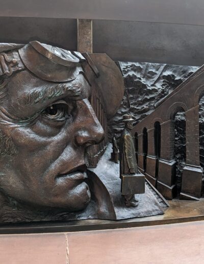 St Pancras Station sculpture