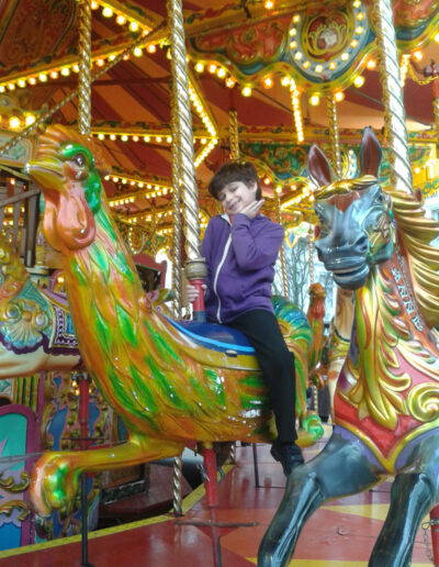 Anton carousel